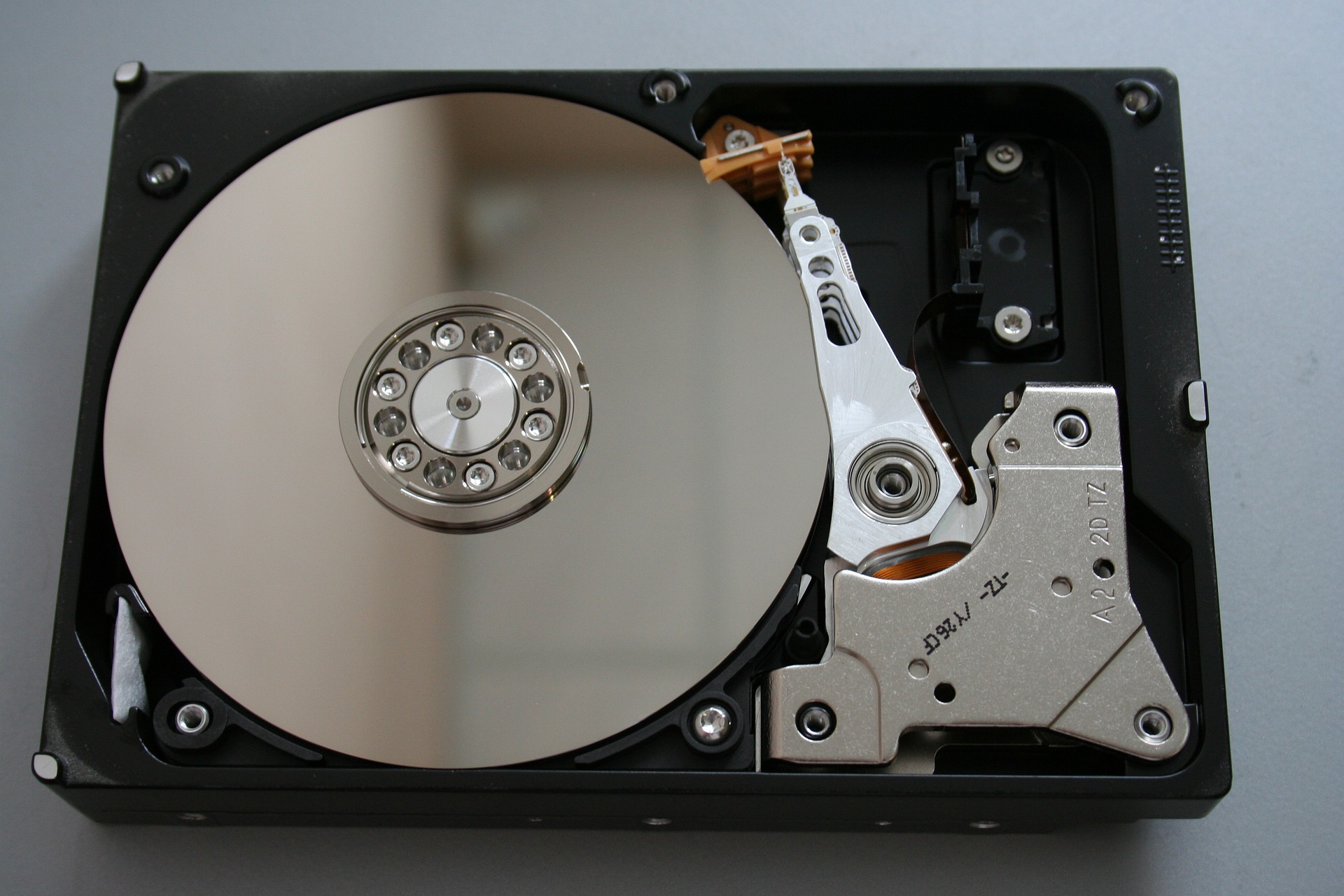 Helpful Tips to Choose Western Digital Data Recovery Experts