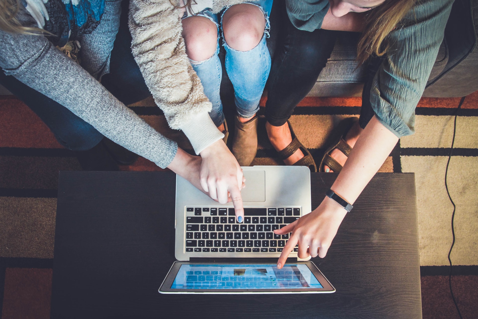 Ladies on a laptop