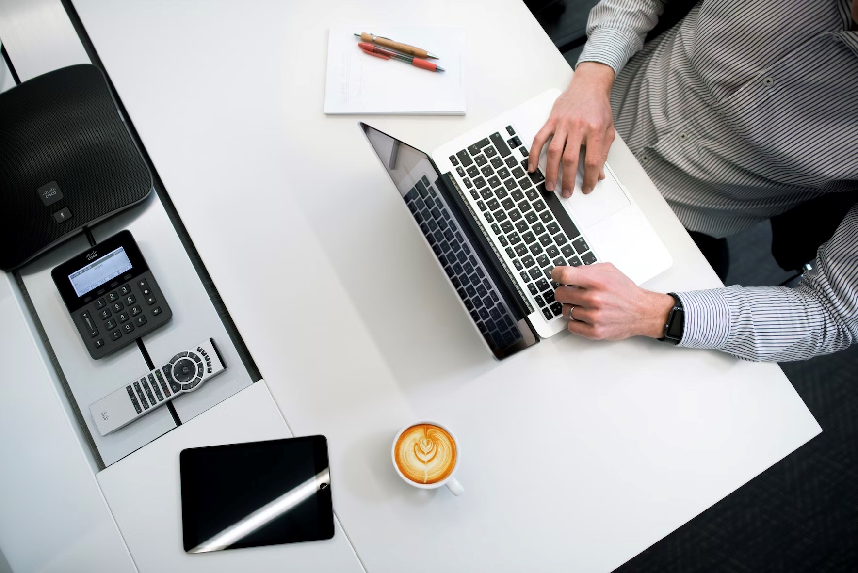 Tips to make your digital footprint safe while car rental