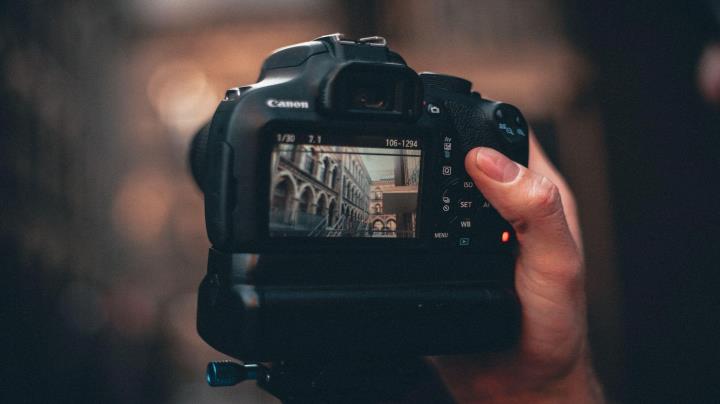 Elevate Your Photography: Conquering Image Noise for High-Quality Photos thumbnail