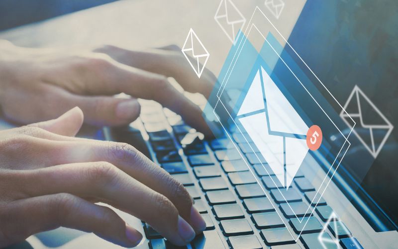 Exploring the Diversity of Email Apps