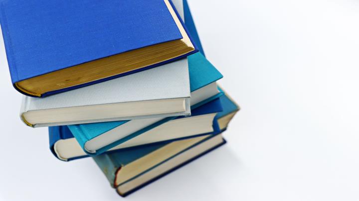 Publishing Scams That Target New Authors: 9 Red Flags to Watch For thumbnail
