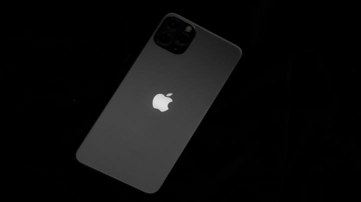 Apple iPhone Scam Protection in iOS 27 - Impersonation Risk Detection thumbnail