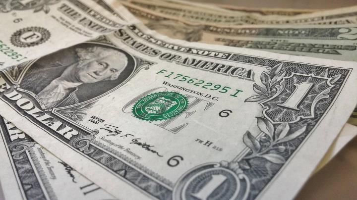 What is a Short Change Scam and How to Protect Yourself? thumbnail
