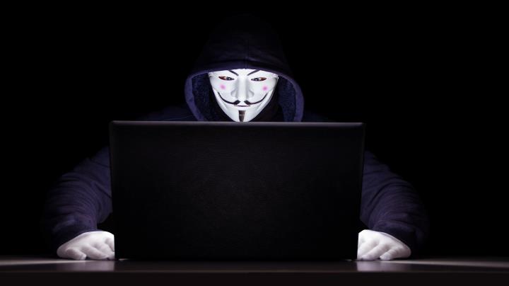 Wells Fargo and Amazon 1-800-967-9519 Scam Calls thumbnail